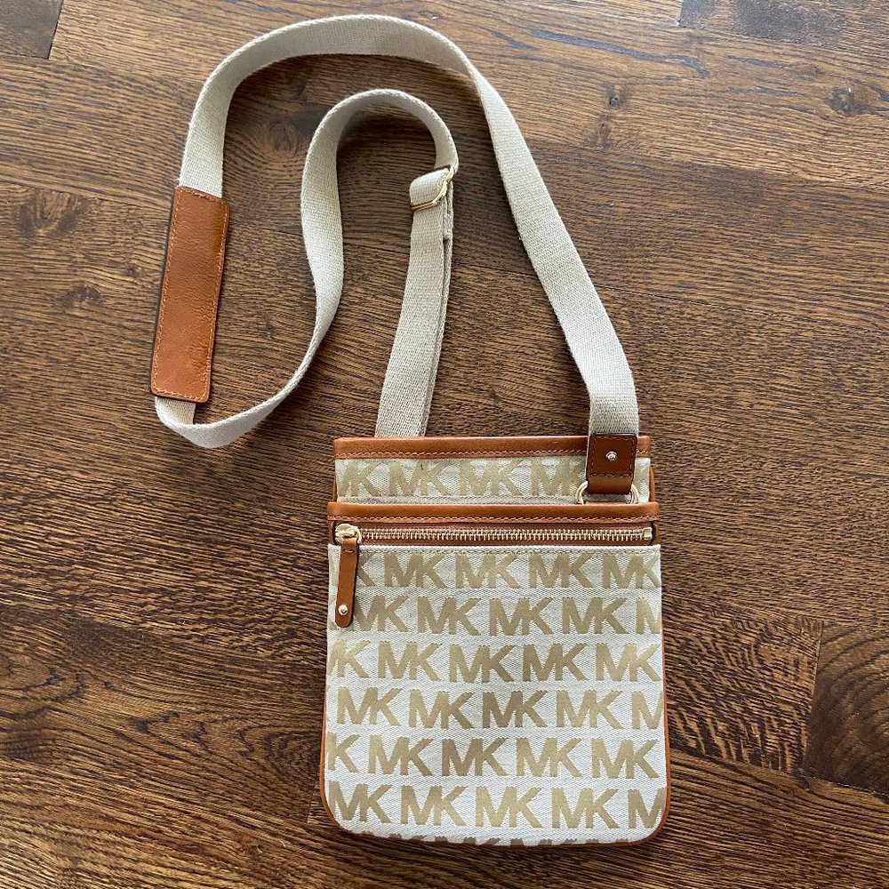 Michael Kors Crossbody